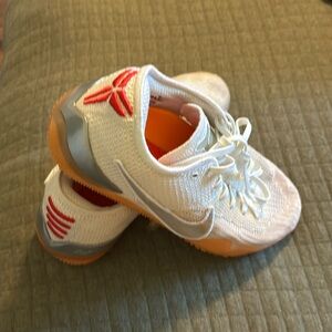 NIKE Kobe NXT 360 infrared